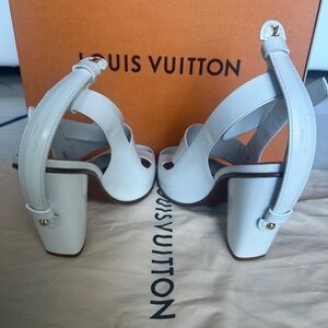 White Louis Vuitton Trinity Sandal 10cm size 39